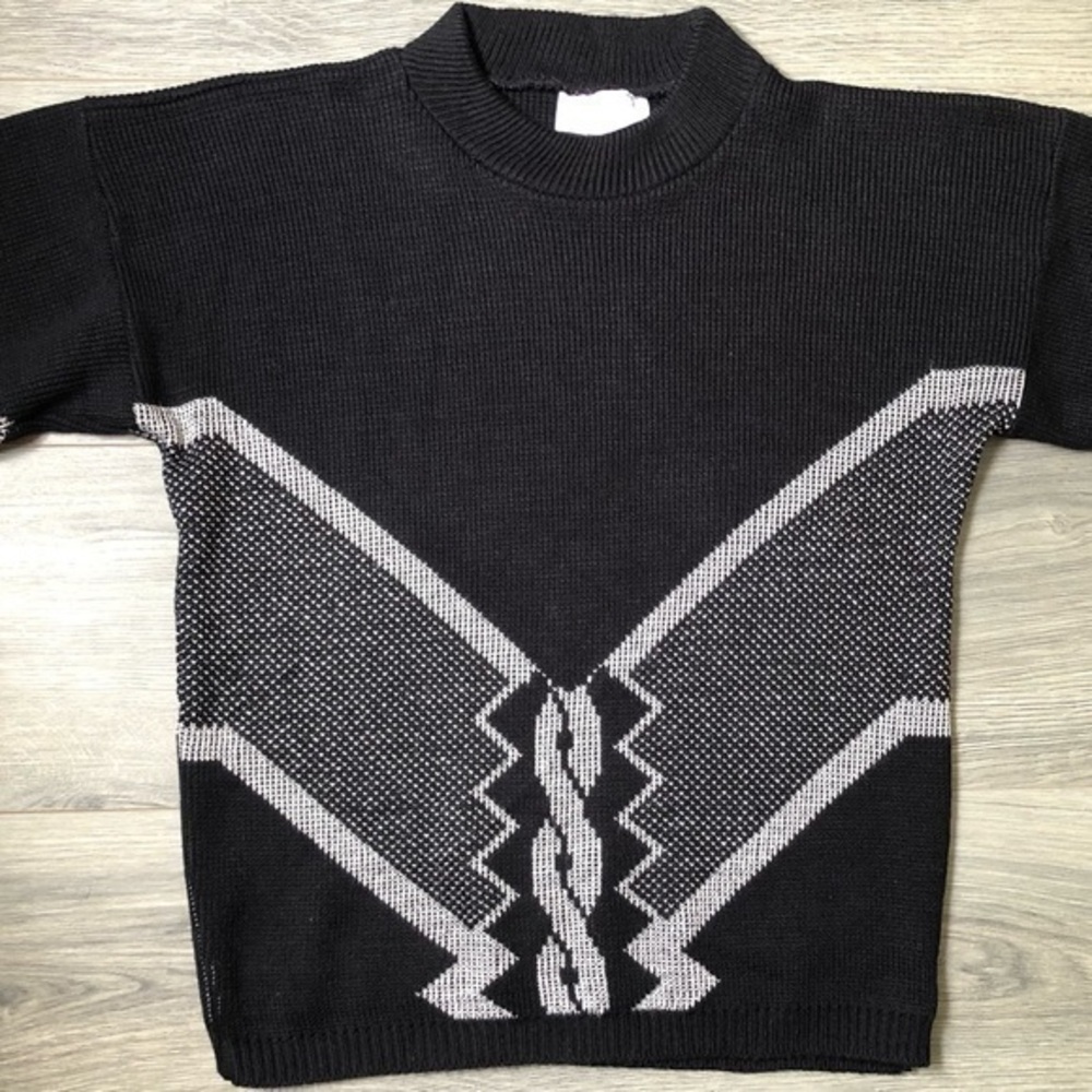 Arielle black sweater